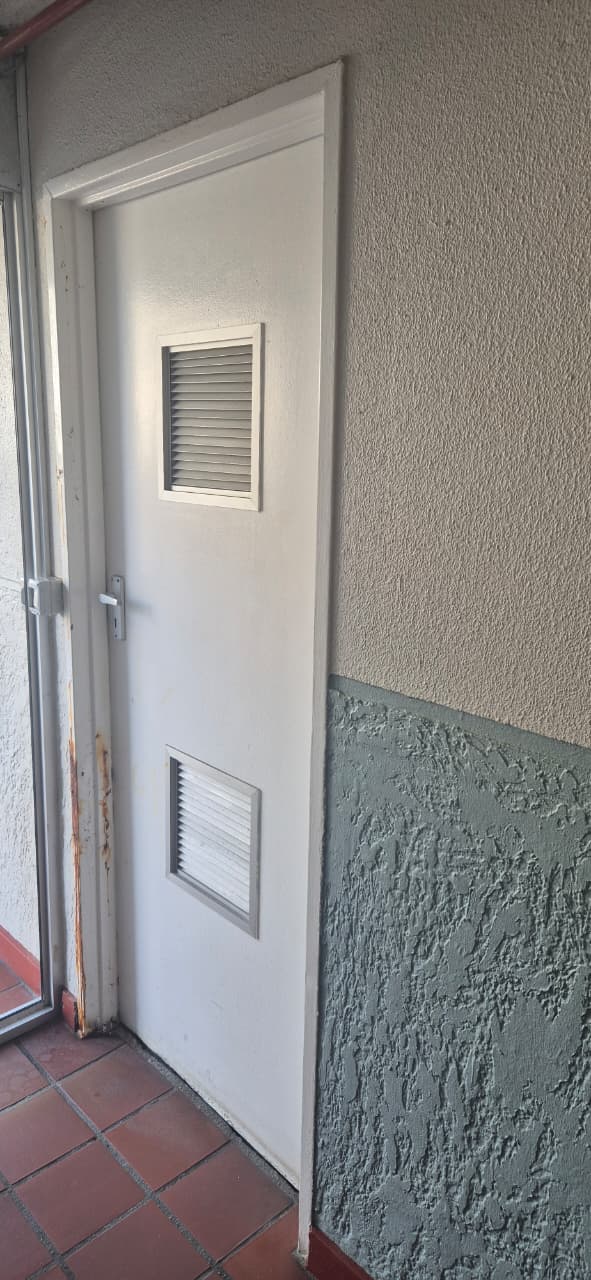 2 Bedroom Property for Sale in Waves Edge Western Cape
